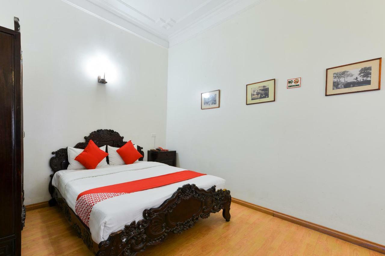 Oyo 216 Alisa Hotel Hanoi Bagian luar foto